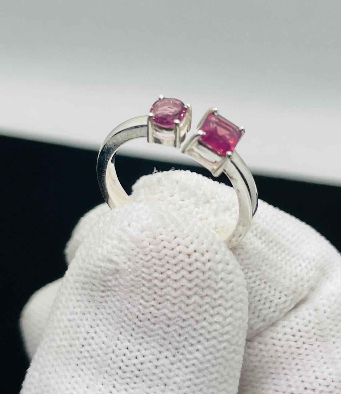 silver ring with natural spinal 2 stone