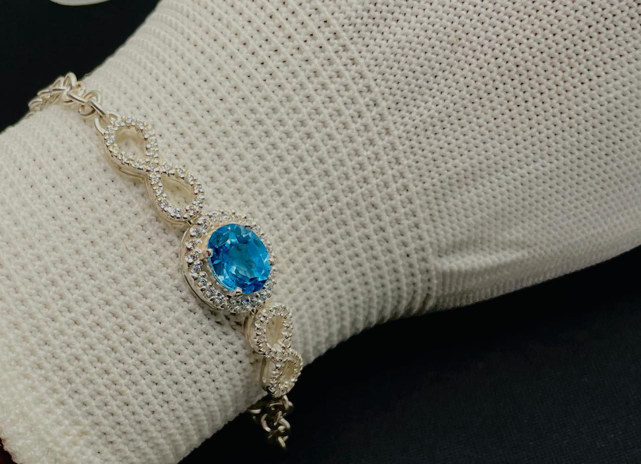 Silver Bracelat with natural bluetopaz stone